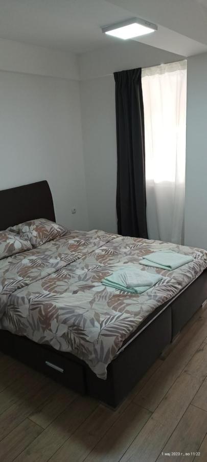 Grand Apartments 斯特鲁米察 外观 照片
