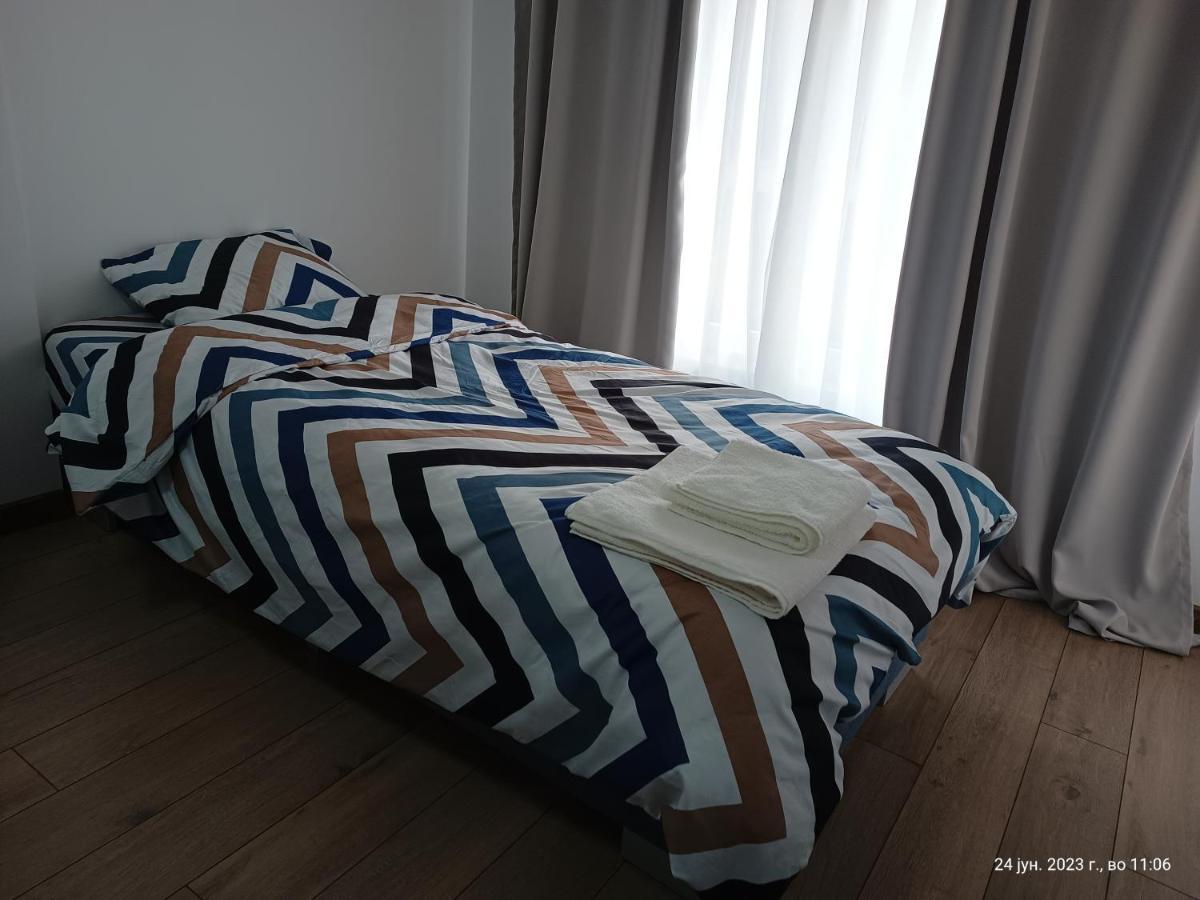 Grand Apartments 斯特鲁米察 外观 照片